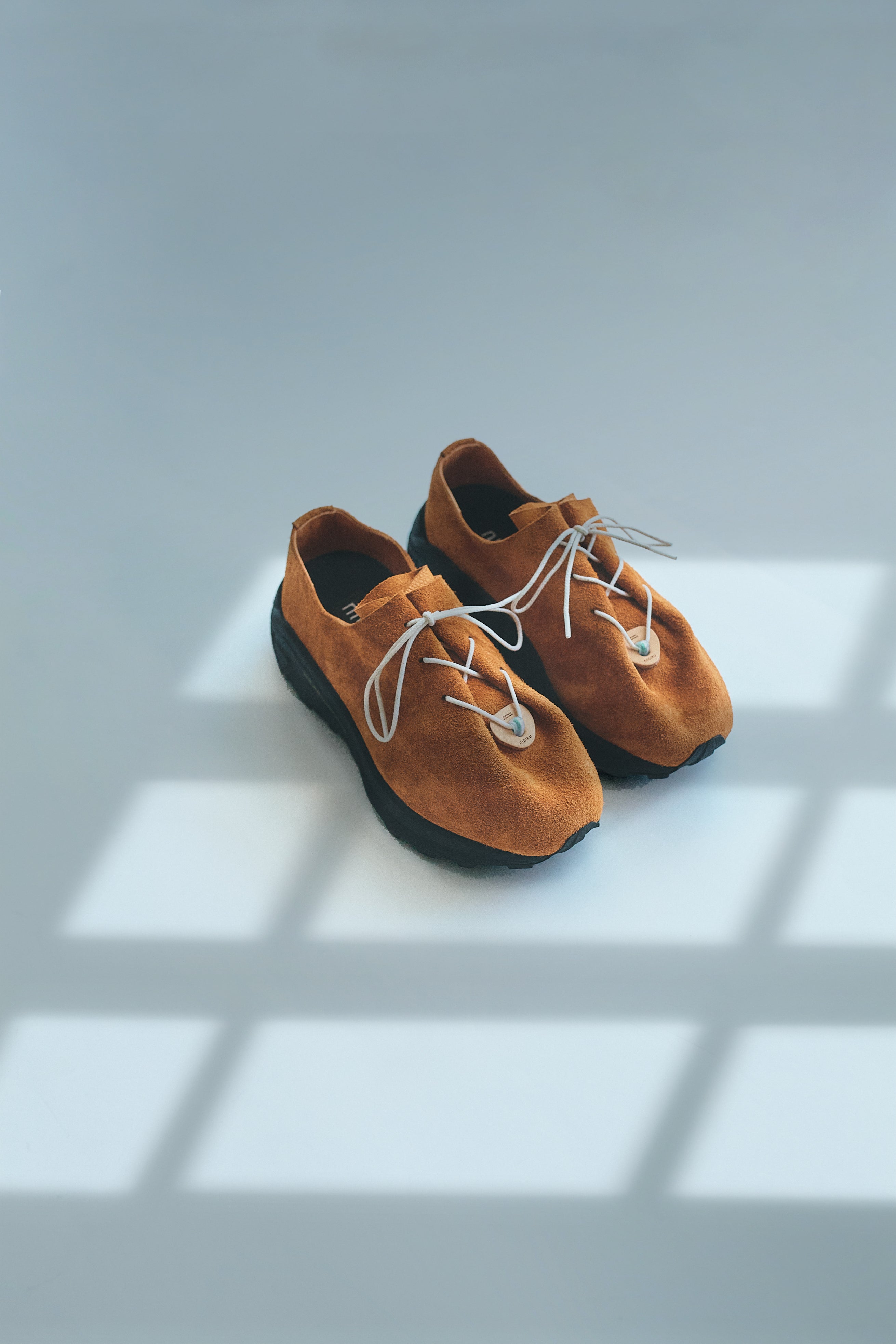 インナー鼻緒シューズ_レースアップ NR25_001ORG